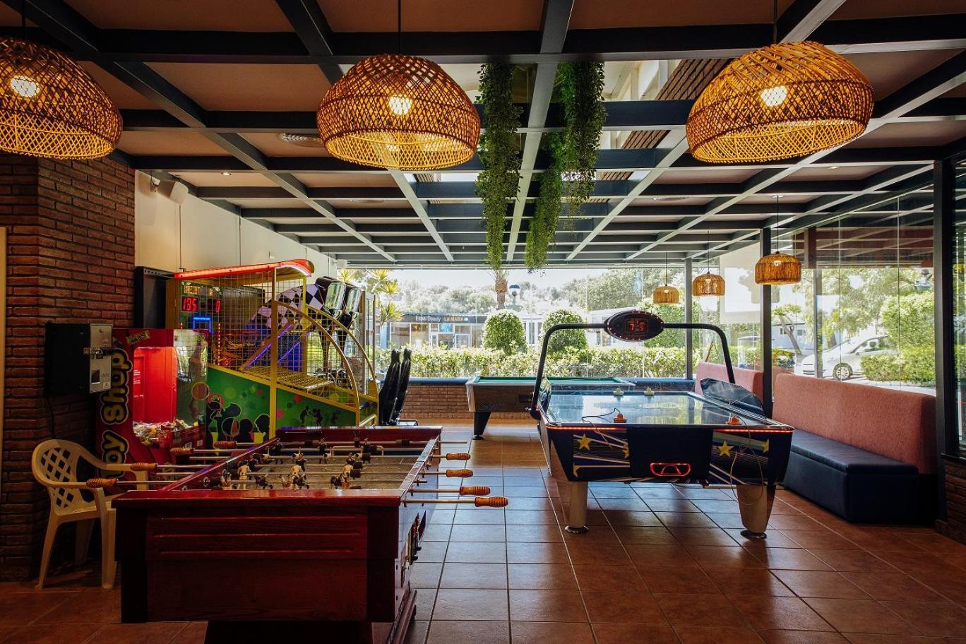 Alannia Costa Dorada Hotel Platja de l’Almadrava Екстериор снимка
