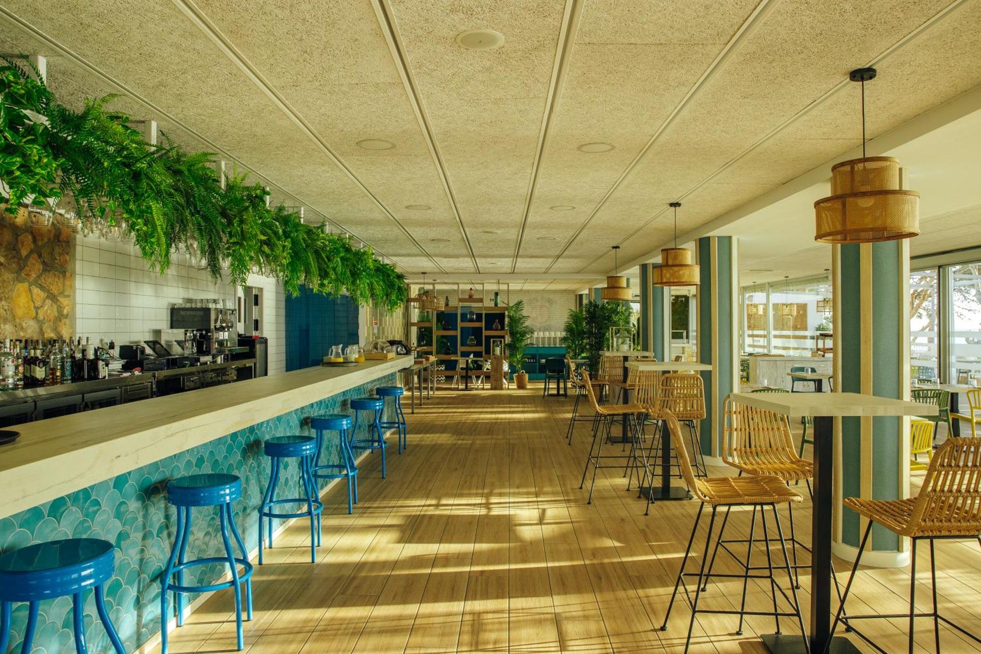 Alannia Costa Dorada Hotel Platja de l’Almadrava Екстериор снимка