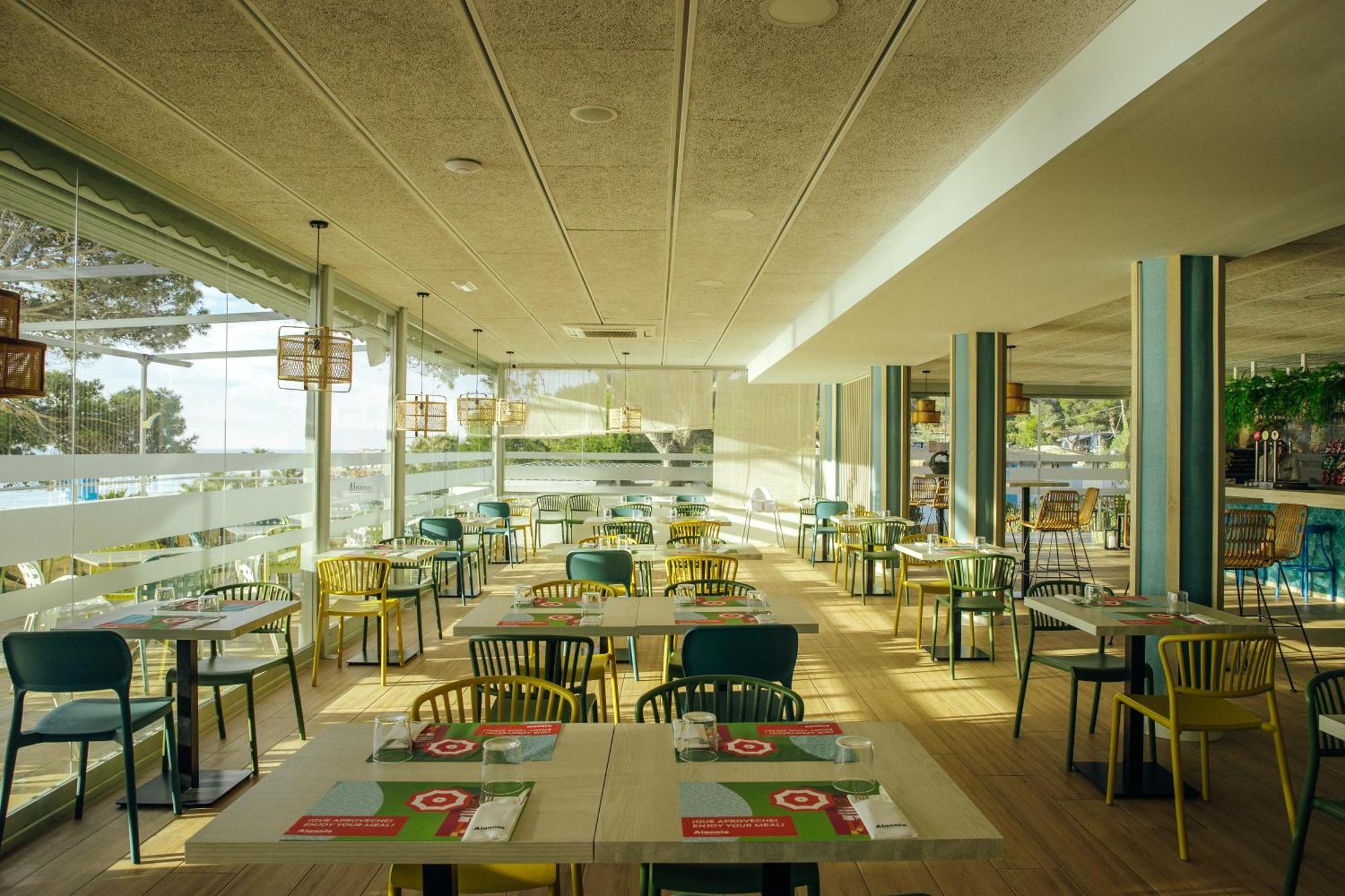 Alannia Costa Dorada Hotel Platja de l’Almadrava Екстериор снимка